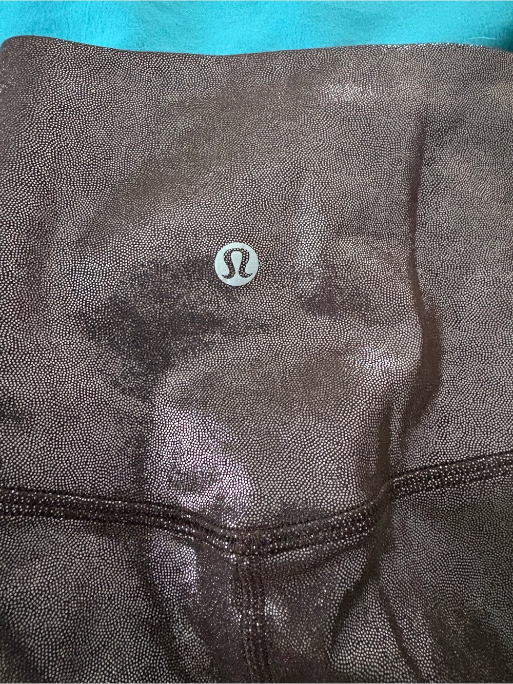 Lululemon iridescent leggings in perfect condition